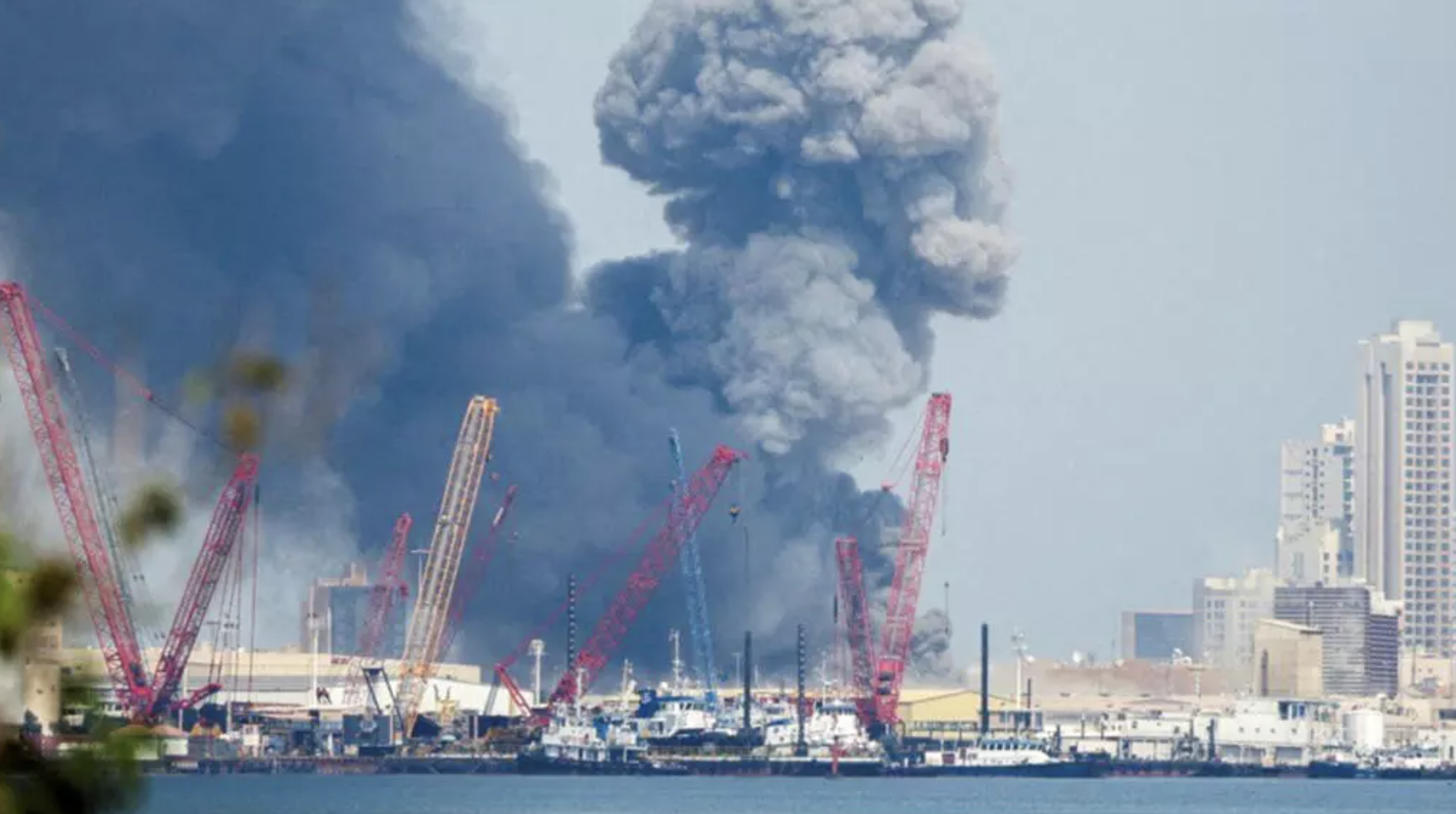 Irán reporta víctimas tras bombardeos